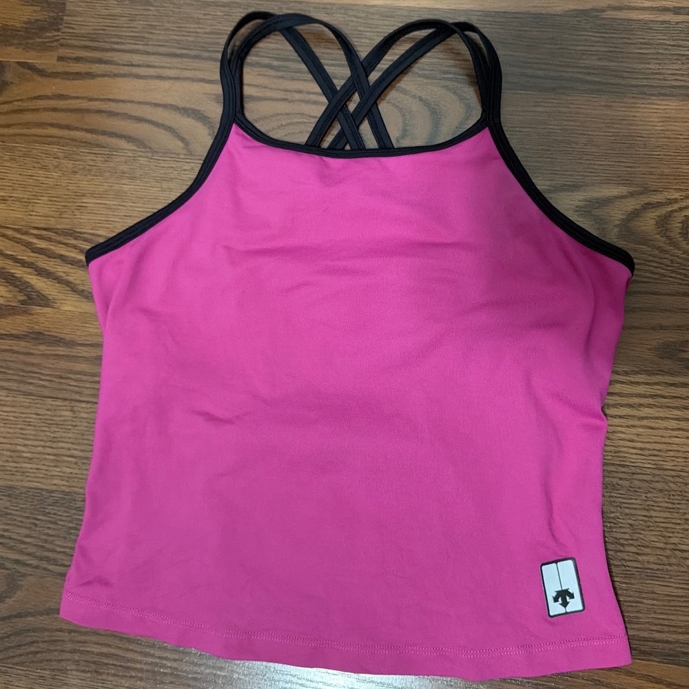 Descente Womens Pink Athletic Tank Top Built-in Bra Zipper Pocket Size M Canada